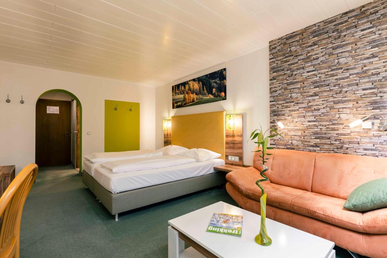 Landhotel Gruenwies -Bonsai-Wellness Garni (Adults Only) Lohberg Eksteriør billede